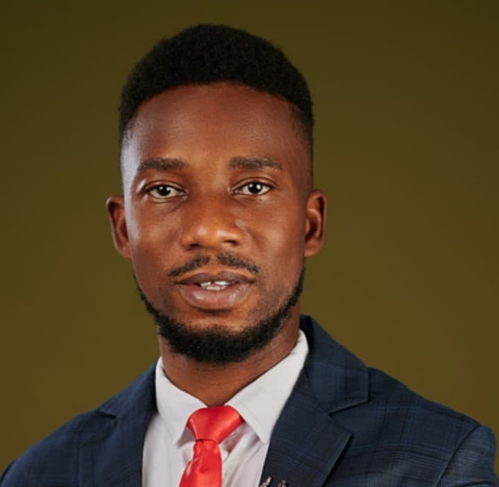 Tomisin Komolafe, Head of Engineering